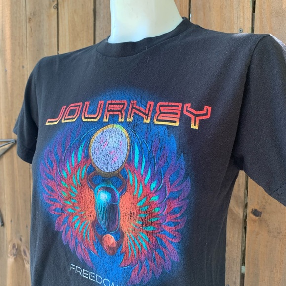 Journey Freedom Tour 2022 concert tee size Small. - Picture 2 of 7